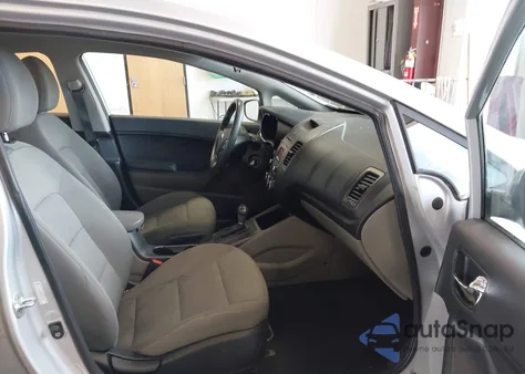 2016 Kia Forte Lx из США, поврежденный, VIN KNAFK4A6XG5543154